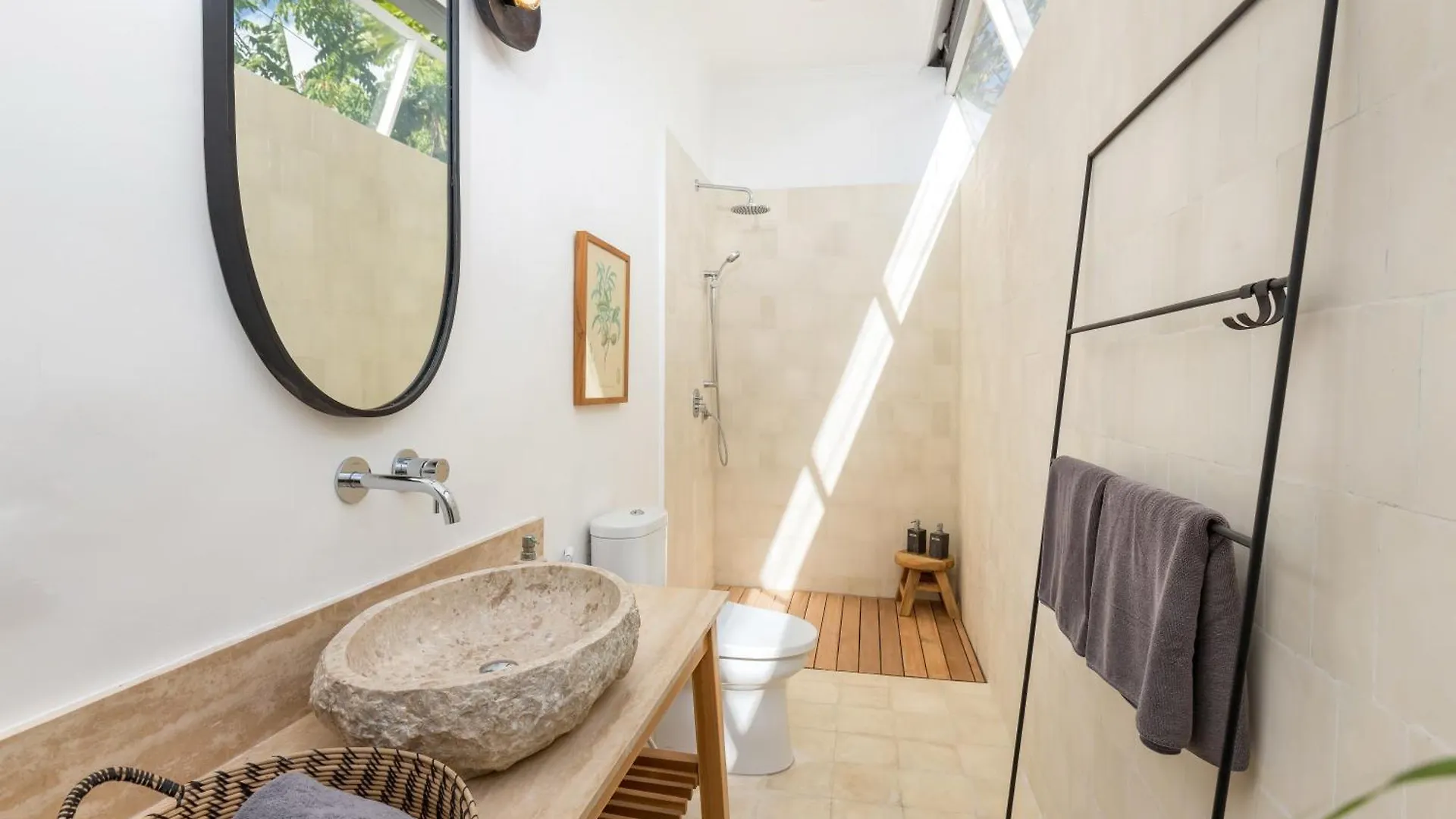 Villa Gauguin By Villa Finder Seminyak