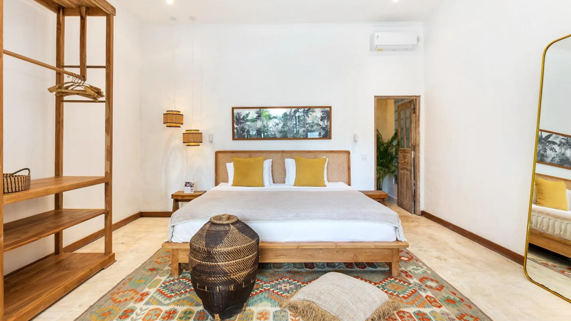 Villa Gauguin By Villa Finder Seminyak